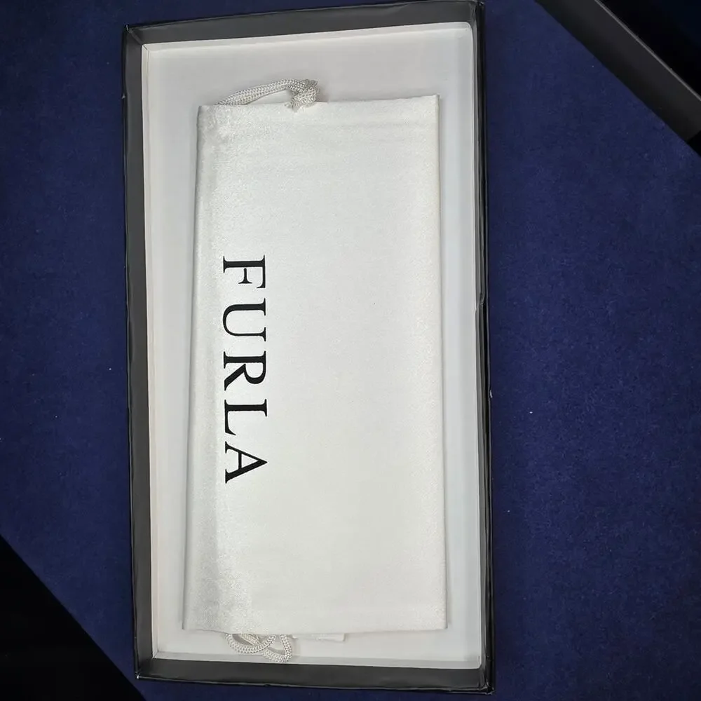 Furla In Flight Passport Card Holder Textured Leather New 1G